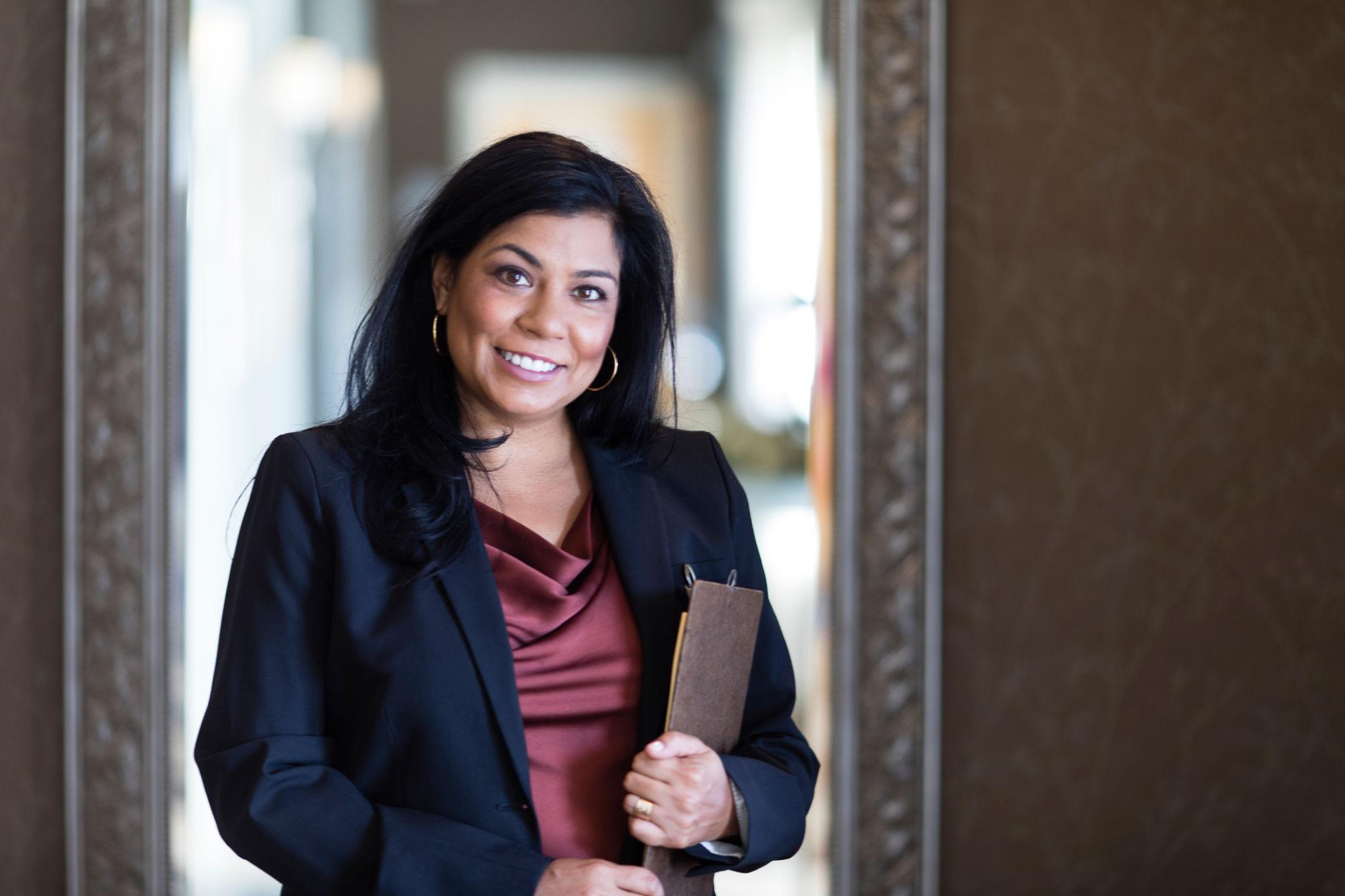 how-professional-headshots-can-improve-your-linkedin-profile