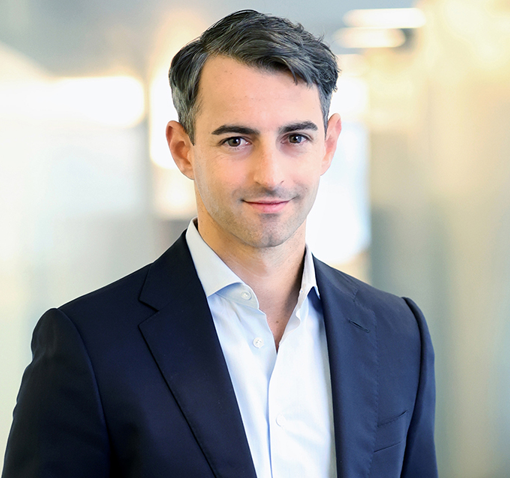 why-lawyers-need-professional-headshots