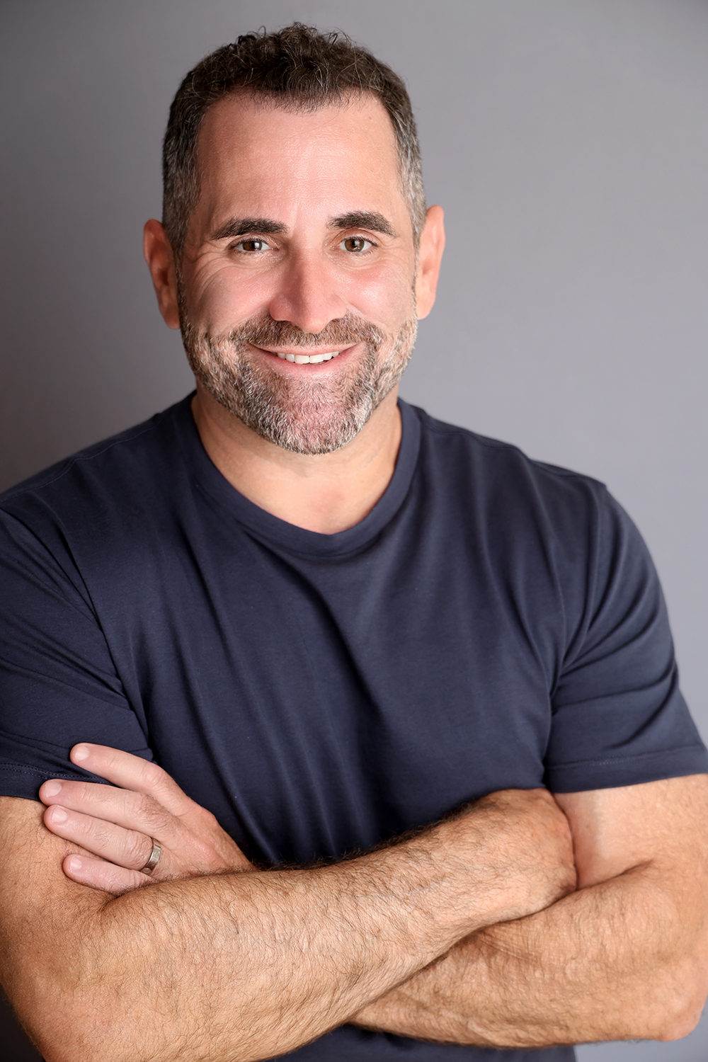 Best colors to wear for business headshots